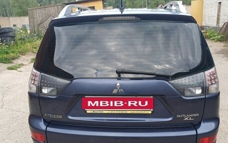 Mitsubishi Outlander III рестайлинг 3, 2007 год, 775 000 рублей, 5 фотография