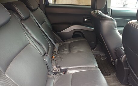 Mitsubishi Outlander III рестайлинг 3, 2007 год, 775 000 рублей, 13 фотография