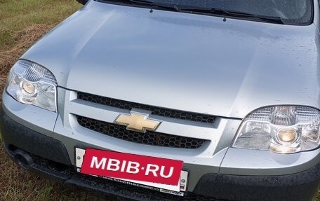 Chevrolet Niva I рестайлинг, 2015 год, 680 000 рублей, 7 фотография