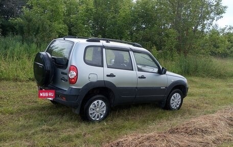 Chevrolet Niva I рестайлинг, 2015 год, 680 000 рублей, 10 фотография