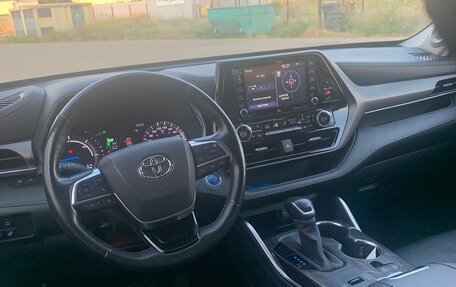 Toyota Highlander, 2020 год, 3 850 000 рублей, 9 фотография