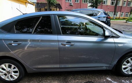Hyundai Solaris II рестайлинг, 2017 год, 1 500 000 рублей, 3 фотография