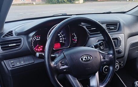 KIA Rio III рестайлинг, 2013 год, 855 000 рублей, 13 фотография