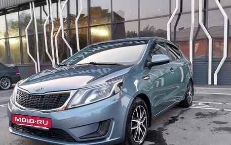 KIA Rio III рестайлинг, 2013 год, 855 000 рублей, 2 фотография