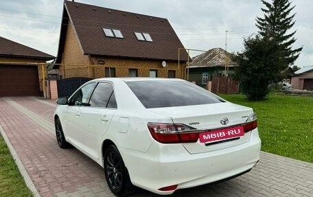 Toyota Camry, 2015 год, 2 300 000 рублей, 3 фотография