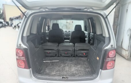 Volkswagen Touran III, 2008 год, 333 333 рублей, 7 фотография