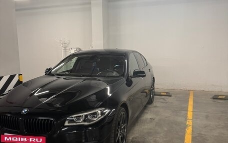 BMW 5 серия, 2014 год, 2 600 000 рублей, 3 фотография