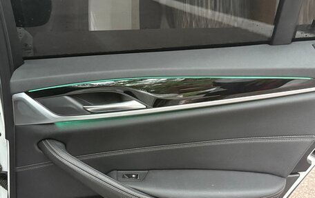 BMW 5 серия, 2018 год, 3 640 000 рублей, 23 фотография