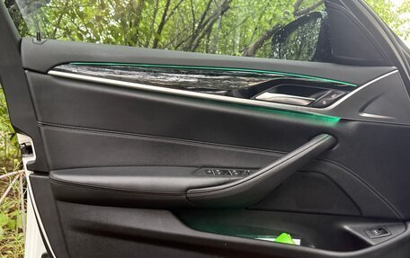 BMW 5 серия, 2018 год, 3 640 000 рублей, 24 фотография