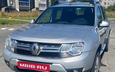 Renault Duster I рестайлинг, 2015 год, 950 000 рублей, 2 фотография