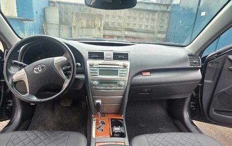 Toyota Camry, 2008 год, 1 150 000 рублей, 9 фотография