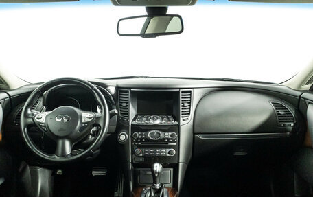 Infiniti FX II, 2012 год, 2 300 000 рублей, 13 фотография
