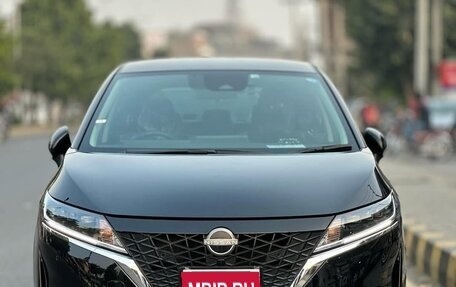 Nissan Note, 2022 год, 1 514 000 рублей, 3 фотография