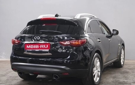 Infiniti QX70, 2016 год, 2 571 000 рублей, 5 фотография