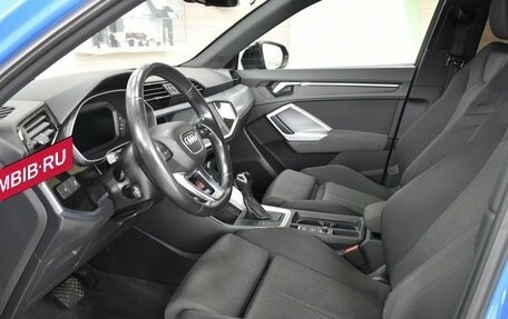 Audi Q3, 2019 год, 2 299 000 рублей, 10 фотография