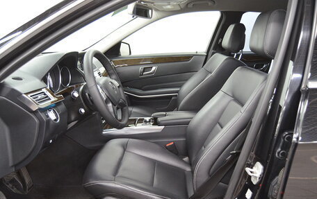 Mercedes-Benz E-Класс, 2013 год, 1 750 000 рублей, 12 фотография