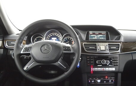 Mercedes-Benz E-Класс, 2013 год, 1 750 000 рублей, 13 фотография