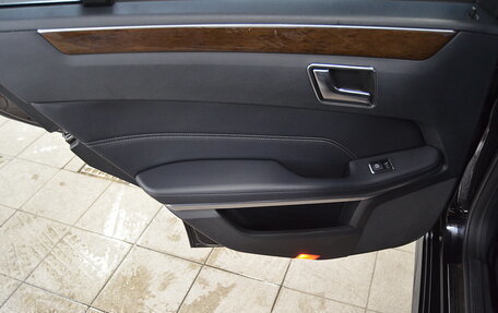 Mercedes-Benz E-Класс, 2013 год, 1 750 000 рублей, 17 фотография