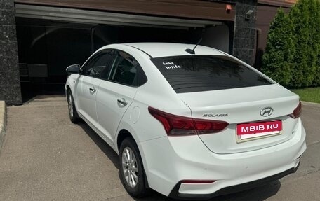 Hyundai Solaris II рестайлинг, 2018 год, 1 400 000 рублей, 5 фотография