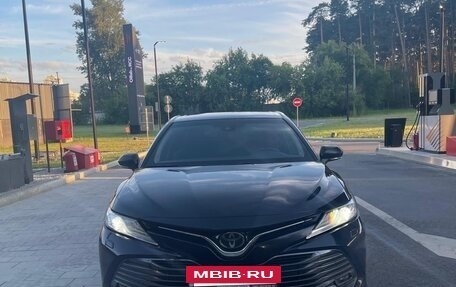 Toyota Camry, 2019 год, 2 580 000 рублей, 4 фотография