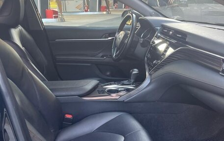 Toyota Camry, 2019 год, 2 580 000 рублей, 14 фотография