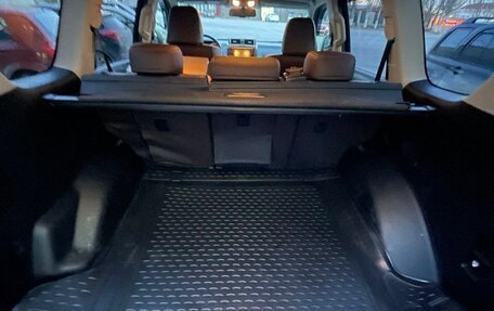 Toyota Land Cruiser Prado 150 рестайлинг 2, 2017 год, 5 200 000 рублей, 6 фотография