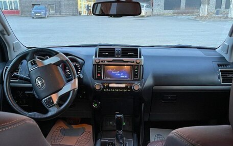 Toyota Land Cruiser Prado 150 рестайлинг 2, 2017 год, 5 200 000 рублей, 5 фотография