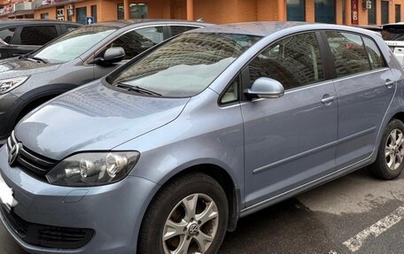 Volkswagen Golf Plus II, 2010 год, 1 000 000 рублей, 2 фотография