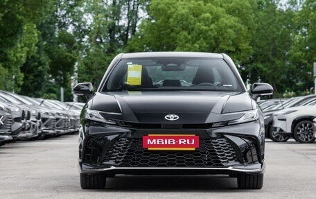 Toyota Camry, 2025 год, 3 850 000 рублей, 2 фотография