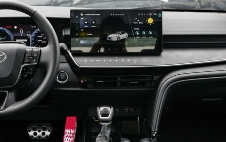 Toyota Camry, 2025 год, 3 850 000 рублей, 12 фотография