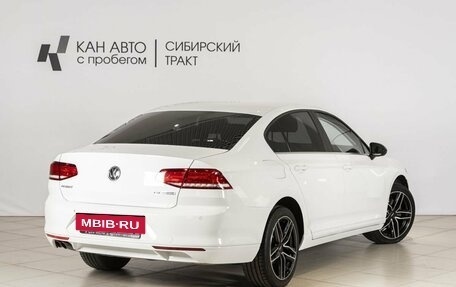 Volkswagen Passat B8 рестайлинг, 2016 год, 1 886 800 рублей, 2 фотография