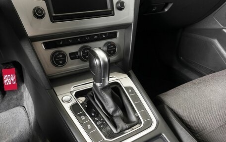 Volkswagen Passat B8 рестайлинг, 2016 год, 1 886 800 рублей, 5 фотография