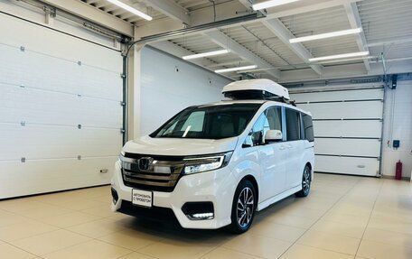 Honda Stepwgn IV, 2017 год, 2 649 900 рублей, 2 фотография