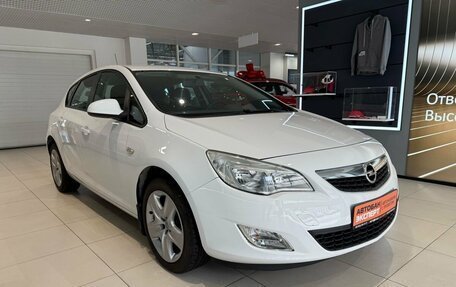 Opel Astra J, 2011 год, 909 000 рублей, 3 фотография