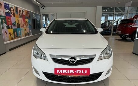 Opel Astra J, 2011 год, 909 000 рублей, 2 фотография