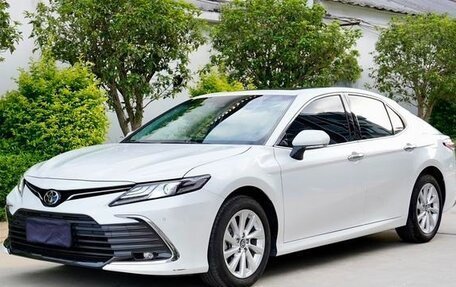 Toyota Camry, 2021 год, 2 342 000 рублей, 2 фотография