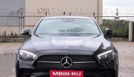 Mercedes-Benz E-Класс, 2021 год, 3 025 000 рублей, 1 фотография