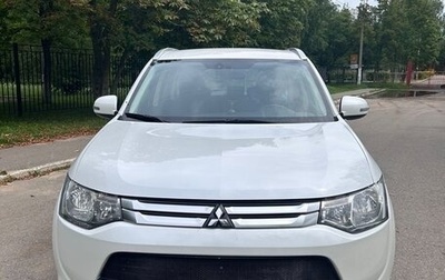 Mitsubishi Outlander III рестайлинг 3, 2014 год, 1 450 000 рублей, 1 фотография
