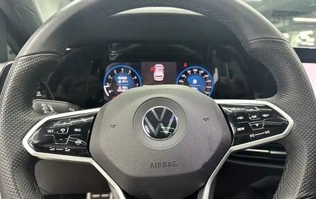 Volkswagen Golf VIII, 2022 год, 2 480 000 рублей, 8 фотография