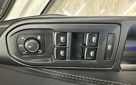 Volkswagen Golf VIII, 2022 год, 2 480 000 рублей, 15 фотография