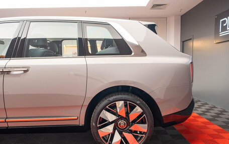Rolls-Royce Cullinan, 2025 год, 58 290 000 рублей, 7 фотография