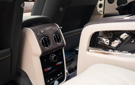 Rolls-Royce Cullinan, 2025 год, 58 290 000 рублей, 31 фотография