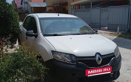 Renault Logan II, 2018 год, 370 000 рублей, 4 фотография