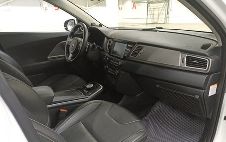KIA Niro I, 2019 год, 2 150 000 рублей, 15 фотография