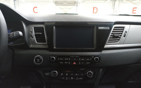 KIA Niro I, 2019 год, 2 150 000 рублей, 19 фотография