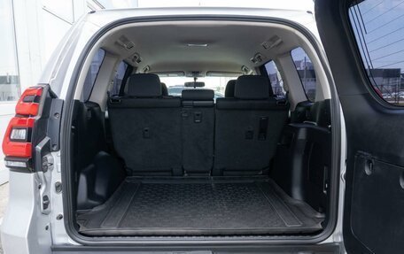 Toyota Land Cruiser Prado 150 рестайлинг 2, 2020 год, 5 394 000 рублей, 27 фотография