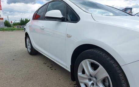 Opel Astra J, 2011 год, 970 000 рублей, 9 фотография