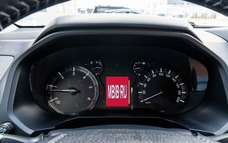 Toyota Land Cruiser Prado 150 рестайлинг 2, 2020 год, 5 394 000 рублей, 17 фотография
