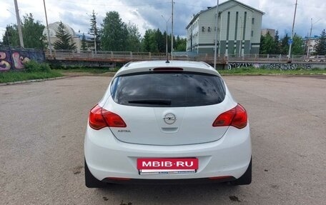 Opel Astra J, 2011 год, 970 000 рублей, 12 фотография
