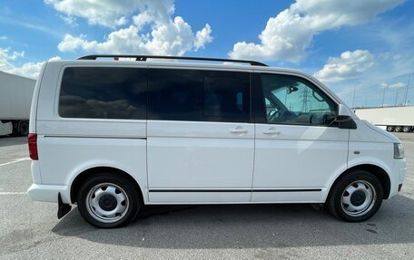Volkswagen Multivan T5, 2012 год, 2 190 000 рублей, 3 фотография